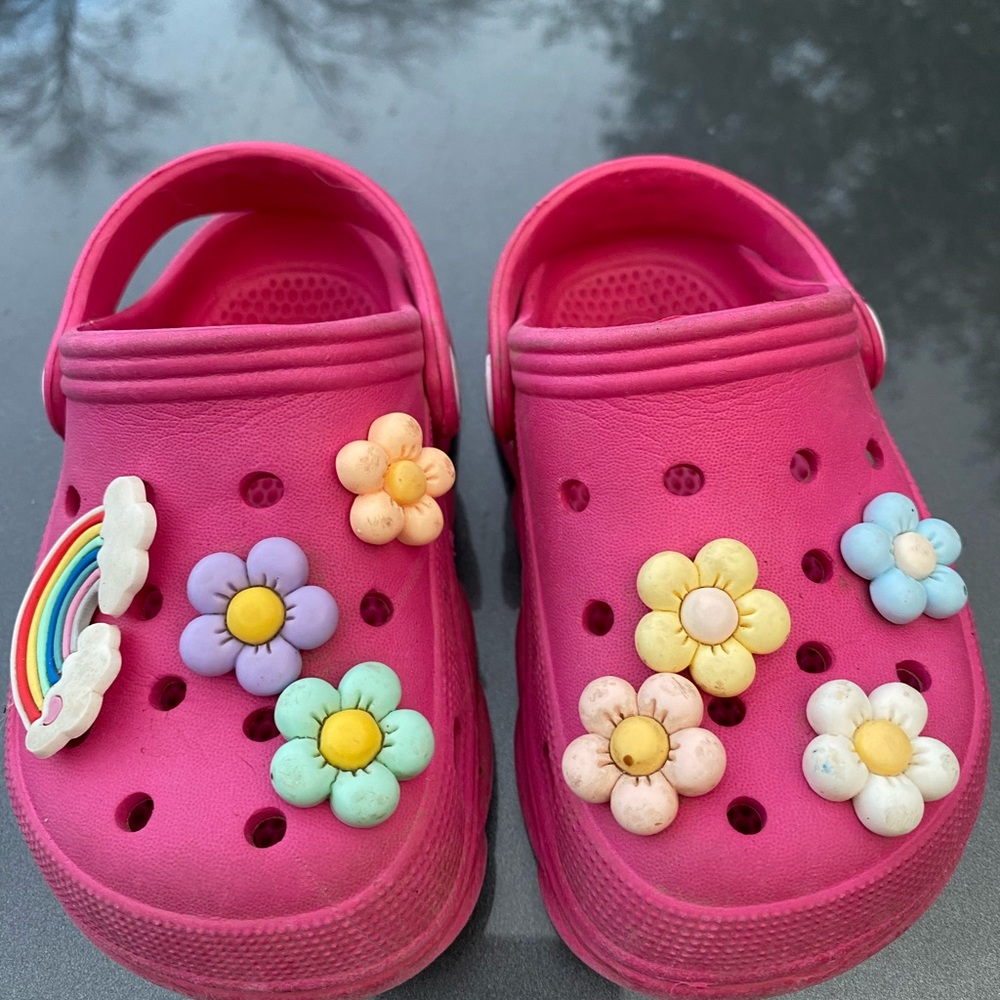 Toddler Pink Clogs with Flower Charms